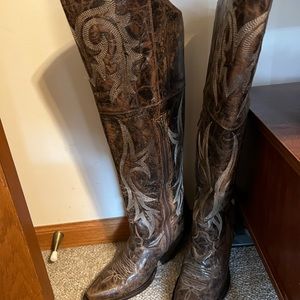 Dan Post Western Boots. Brand new, only worn to try on!